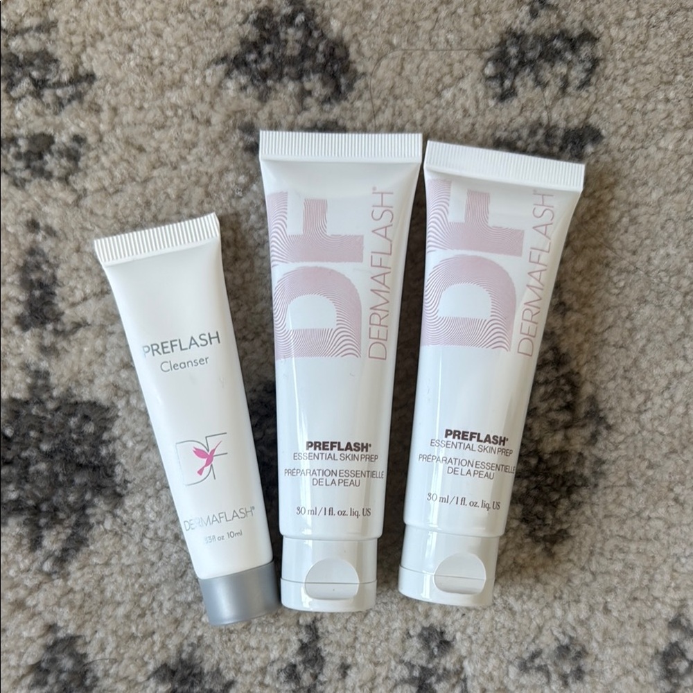 Preflash Cleanser and Essential Skin Prep Set